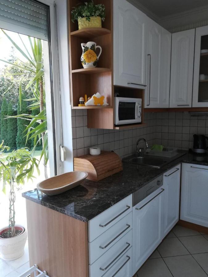 Homy Apartment In Buda, With Safe Garage And Terrace Budapest Exterior photo